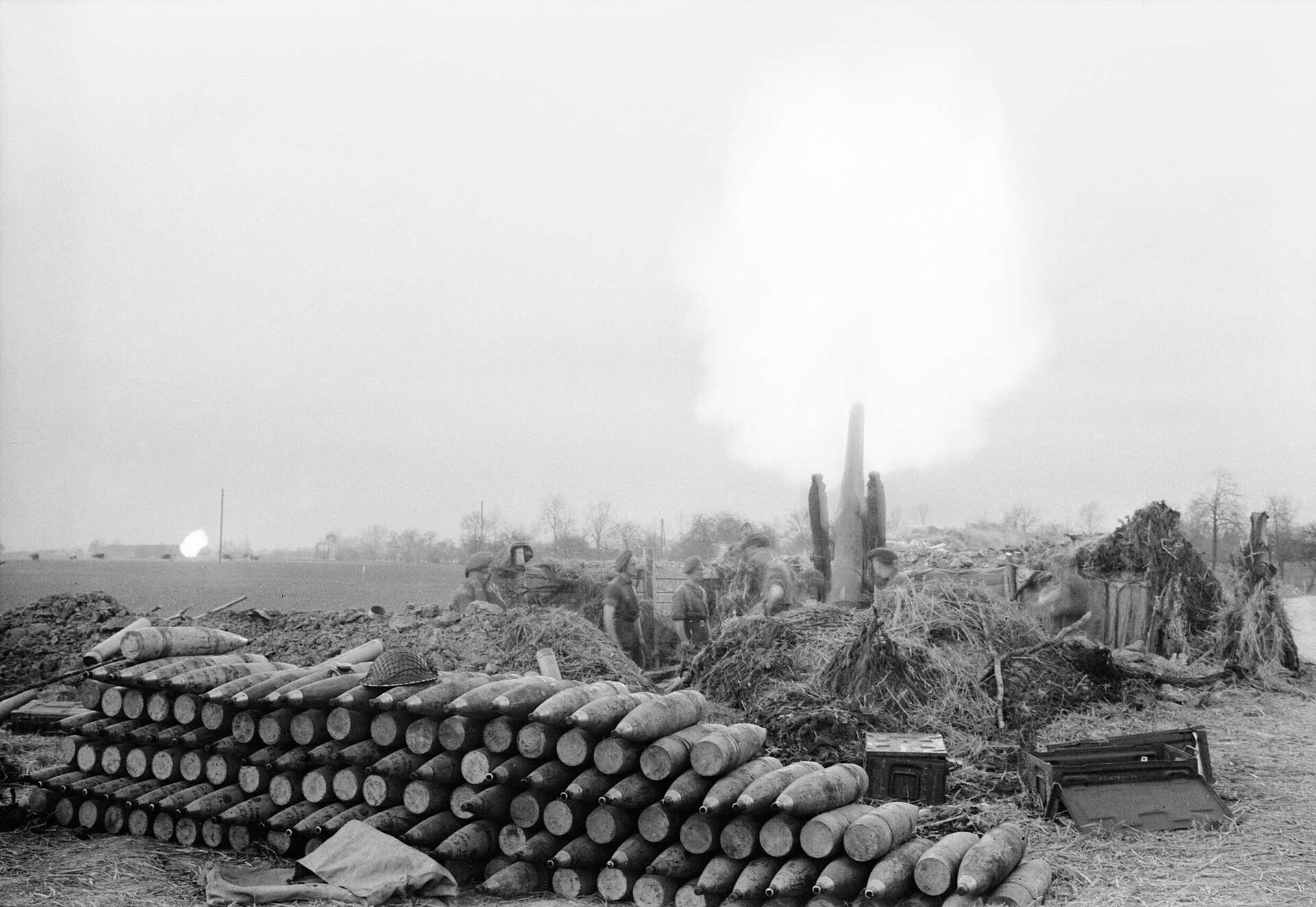 5.5-inch guns firing in support of the Rhine crossing, 24 March 1945